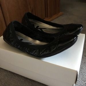 Anne Klein Ballet flats
